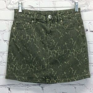 American Eagle Mini Skirt Women's Size 0 Army Green Camo Hi-Rise Casual Festival
